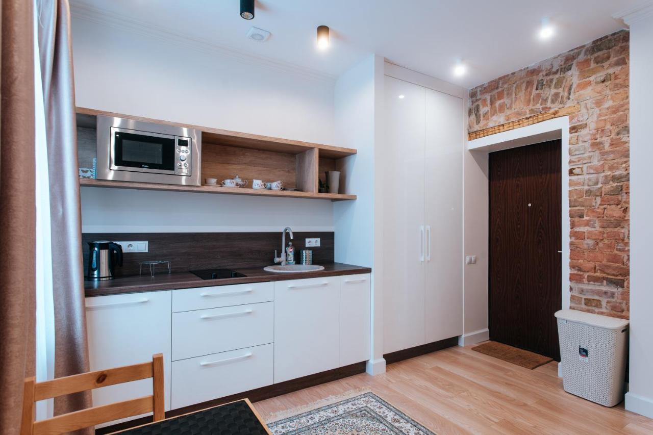Stylish Latvian-Style Studio Apartment Near City Center, Parks, Cafes & Public Transit Riga Dış mekan fotoğraf